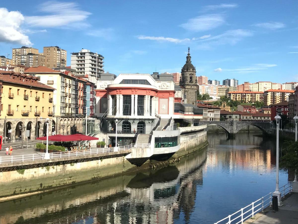 Old Town & River Bilbao Esterno foto